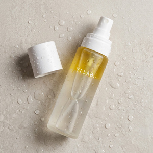 Sérum Coreano Bi-Fásico en Bruma con Vitamina C Hidratante y Colágeno Profundo para Piel Seca y Fijación de Maquillaje Efecto Piel de Cristal - Product Image 2