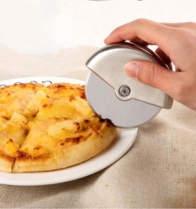 Couteau à découper à roue ronde en acier inoxydable, pour la <span class=keywords><strong>Pizza</strong></span> avec couvercle, accessoires de cuisson, <span class=keywords><strong>Roulette</strong></span>, pâte, trancheur à <span class=keywords><strong>Pizza</strong></span> - Product Image 5