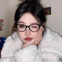 Montures de lunettes œil-de-chat pour femmes, monture complète, verres en résine, légères, pour usage quotidien, adaptées aux visages ovales
