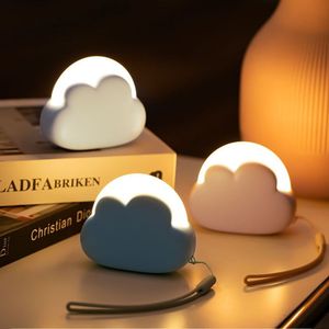Lámpara de dormir en la nube Luz de noche creativa USB Mini Carga Lámpara Linda Dormitorio Protección para los ojos Luz de noche para dormir - Product Image 4