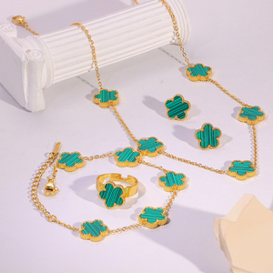 Ensemble 5 Pièces Bijoux Femme Trèfle à Cinq Feuilles Porte-Bonheur Plaqué Or avec Breloque Émail – Bracelet, Collier, Bague et Boucles d'Oreilles - Product Image 5