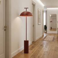 Lampe de sol LED moderne nordique avec structure en fer, design simple pour la décoration de la chambre à coucher et du salon