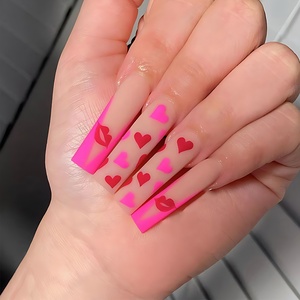 Venta al por mayor beso rojo y patrones <span class=keywords><strong>de</strong></span> corazón Rosa diseño largo cuadrado desnudo prensa en las <span class=keywords><strong>uñas</strong></span> para mujeres - Product Image 1