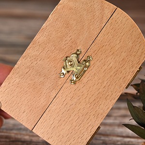 Boîte <span class=keywords><strong>triptyque</strong></span> en <span class=keywords><strong>bois</strong></span> avec crucifix de Jésus, autel de prière catholique sculpté à la main, icône pliable, cadeau souvenir - Product Image 5