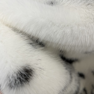 Tessuto in Finta Pelliccia <span class=keywords><strong>Tocca</strong></span> Personalizzabile, 100% Poliestere, Resistente all'Abrasione e alle Pieghe, Antivento, ad Asciugatura Rapida - Product Image 4