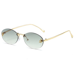 <span class=keywords><strong>Gafas</strong></span> de Sol Ovaladas con Diamantes, Modelo 9072, Protección UV400, Montura Completa, para <span class=keywords><strong>Mujer</strong></span>, Tendencia de Moda 2026, para Deportes al Aire Libre y Viajes - Product Image 4