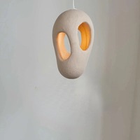 Lampe suspendue irrégulière à double trou en polyéthylène haute densité pour gîte, café, villa, style Wabi Sabi, ferme côtière, intérieur