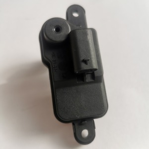Actuador de la puerta del tanque de combustible 3GD810773 para Volkswagen Magotan 19 B8L, motor de montaje en panel - Product Image 1