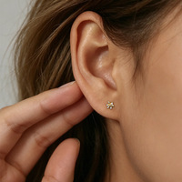 Boucles d'oreilles tendance en argent sterling S925 plaqué or 18 carats, motif étoile et fleur |   Pierres facettées serties de clos, à visser, pour cadeau de fête