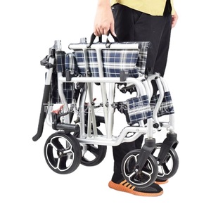 Silla de ruedas manual Shunkangda de 45 cm, blanca, ligera, plegable, para personas mayores y discapacitadas, con bolsillos de almacenamiento. - Product Image 3