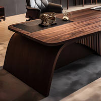 Bureau de direction moderne de luxe en forme de L, mobilier de bureau en bois avec fonctionnalités pour table de travail, table de patron