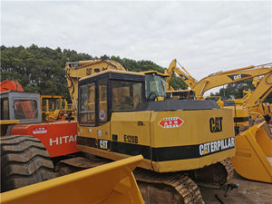 Les bonnes excavatrices utilisées de Caterpillar E70B E120B E200B ont employé l'excavatrice de chenille d'excavatrice de CAT E70B du Japon 200B - Product Image 3