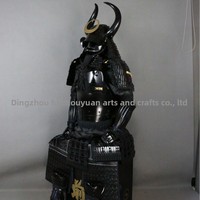 Casque de samouraï moderne en corne de boeuf noir, fait main en fer, équipement de combat portable, accessoires de cinéma et de télévision, pour restaurants, objet de collection