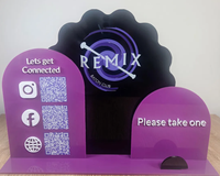 Plaque personnalisée en acrylique rose vif avec code QR pour réseaux sociaux, logo sur mesure, scanner pour se connecter