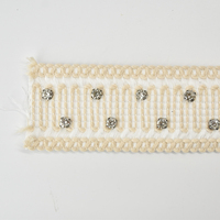 Commande en gros de garniture en sangle tressée en polyester pour empeigne de chaussures, largeur 6,5 cm, ornée de strass et de cristaux, pour pantoufles et sandales