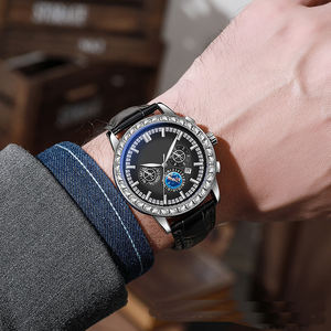 Luminous Moon Phase Daydate 기능 맞춤형 로고 스테인레스 스틸 공장 아울렛이있는 남성용 고급 자동 기계식 시계 - Product Image 5