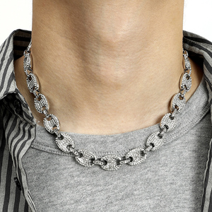 Bijoux pour hommes 13MM Rock Hip Hop Alliage plaqué or Collier chaîne cubaine Miami <span class=keywords><strong>en</strong></span> forme <span class=keywords><strong>de</strong></span> <span class=keywords><strong>grain</strong></span> <span class=keywords><strong>de</strong></span> <span class=keywords><strong>café</strong></span> glacé avec strass - Product Image 3