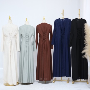 Elegante Abito Abaya Modesto per Donne Musulmane, Comodo e Lungo fino ai Piedi con Maniche Lunghe - Product Image 5