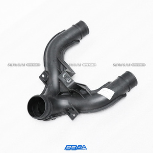 Pièce de système de refroidissement du moteur Tube à chevrons séparé en matériau d'origine pour Maserati President V6 Ghibli OE 670001350P - Product Image 2