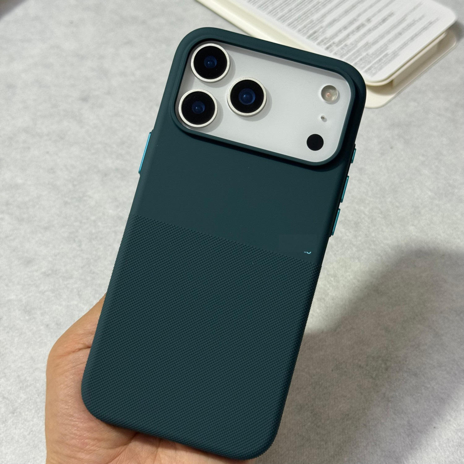 Blue+Animated logo+ AI button