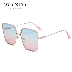 Lunettes de soleil polarisées Danda pour femme LS322, protection UV400, anti-éblouissement, pour la conduite, type 3, verres TAC, monture dorée - Product Image 5