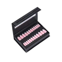 Personnalisé Simple Noir & Blanc Mini Ongles Artificiels Courts 24 pcs/Boîte Finition Mate Nail Art Presse Française Cils Utilisation Cosmétiques