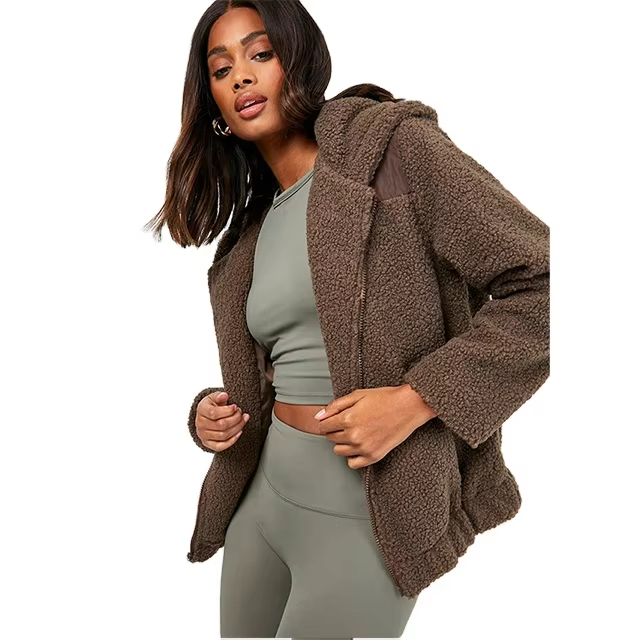 สีน้ำตาล