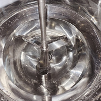 Nouvelle machine de remplissage de liquides de petite taille avec trémie de mélange, machine de remplissage de savon liquide semi-automatique
