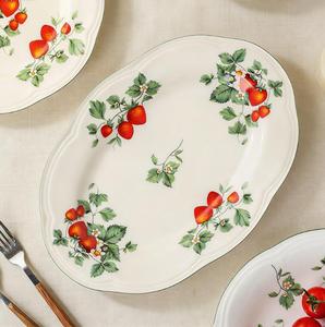 Vaisselle en céramique vintage à motif fraise, assiette créative blanche pure, bol à riz, assiette à fruits, ensembles de vaisselle pour la maison - Product Image 5