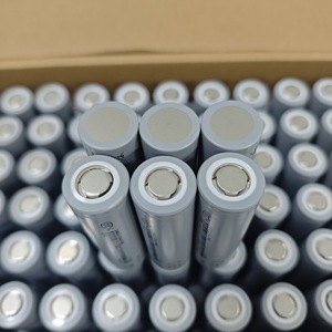 Batería de estado sólido de alta capacidad Grado A 50P 21700 5000mAh 3.7V con cátodo NCM, 1000 ciclos, para bicicletas eléctricas y vehículos eléctricos - Product Image 2