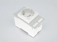 Prêt à expédier 4000-68000-0010000 RECEPTACLE