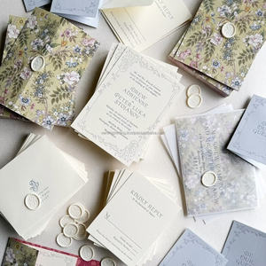 Suite d'invitations de mariage de luxe en papier gaufré avec impression Vanille, logo personnalisé, lettrage élégant, design classique, personnalisable, formel - Product Image 3