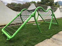 Structure de jeu extérieure pour enfants avec balançoire à corde, équipement de terrain de jeu en métal durable pour maternelle, école, jardin, logo personnalisable