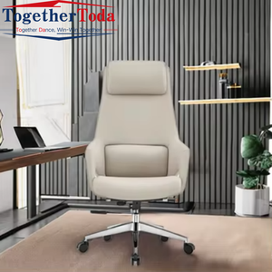 Chaise de bureau de direction moderne en cuir luxueux avec dossier haut et appui-tête réglable pour bureaux de patron/directeur - Product Image 3
