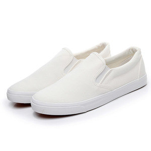 Chaussures adultes en toile blanche à enfiler - Product Image 1