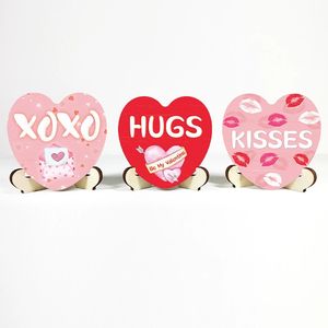 Panneau en bois en forme de cœur pour la Saint-Valentin avec slogan « Hug » pour la décoration de table de mariage, artisanat en bois - Product Image 1