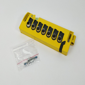 PLC プログラミング コントローラー 1026287 UE403-A0930 セーフティ リレー - Product Image 1
