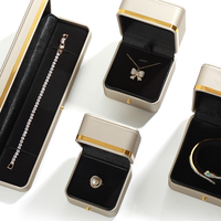 Boîte à bijoux de luxe en velours avec Logo personnalisé, boucles d'oreilles, Bracelet, collier, bague, emballage de bijoux, boîte cadeau