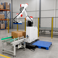 Palettiseur robotisé de haut niveau 30 kg avec pince à ventouse pour l'empilage de cartons de 300 à 2400 mm et le chargement en ligne
