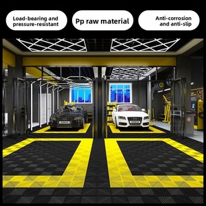 Dalles de <span class=keywords><strong>sol</strong></span> de garage modernes antidérapantes et étanches, emboîtables, en vinyle PP de 18 mm <span class=keywords><strong>pour</strong></span> <span class=keywords><strong>sous</strong></span>-<span class=keywords><strong>sol</strong></span> intérieur et atelier automobile, pose facile par clic - Product Image 2