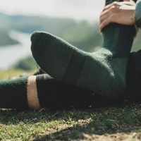 Chaussettes en laine mérinos épaisse pour hommes Chaussettes d'hiver rembourrées pour le trekking, le travail en plein air absorbant la sueur, la randonnée et le logo personnalisé.