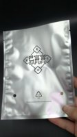 Sac en aluminium à trois soudures personnalisé avec trou d'aération |   Pochette plate respirante thermoscellable pour écouteurs électroniques grand public