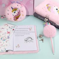 Ensemble de journal moelleux, autocollants pour journal en peluche, stylo, sac bandoulière, carnet avec 160 pages lignées, pack de journal licorne 9 pièces avec cadenas et clés