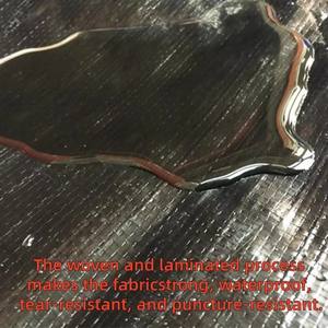 Géomembranes RPE 250 g/m² pour applications d'étanchéité de bassins, fermes piscicoles, piscines, décharges, revêtement anti-infiltration en HDPE - Product Image 3