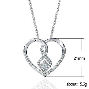 Collana Minimalista da Donna con Ciondolo a Cuore, Catena Scintillante in Stile Coreano, Gioiello Regalo - Product Image 5