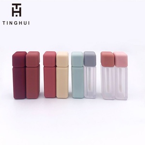 Tubos de Brillo Labial Cuadrados de Alta Gama con Tapa de Rosca, Color Rosa, Venta al Por Mayor - Product Image 3