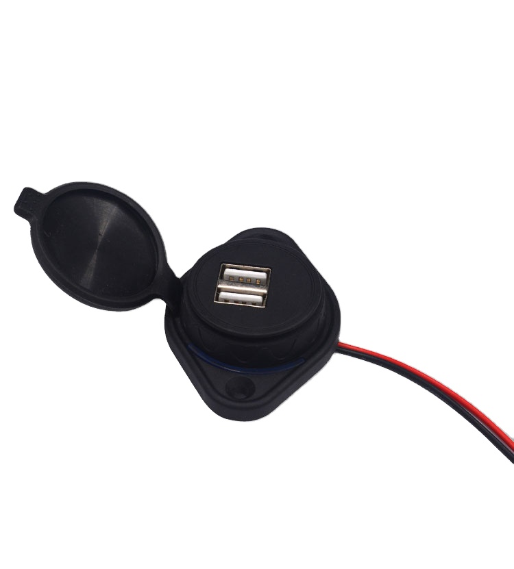 Double USB-A 5V 3.1A Bleu/Rouge/Vert/Blanc LED