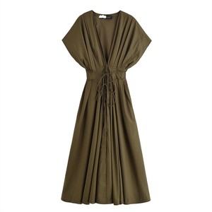 เดรสยาวแขนสั้นคอวีผูกเอวทรงพลีทสำหรับผู้หญิงแฟชั่น - Product Image 1