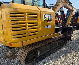 Excavatrice sur chenilles CAT 305 utilisant une excavatrice hydraulique CAT 5t - Product Image 3