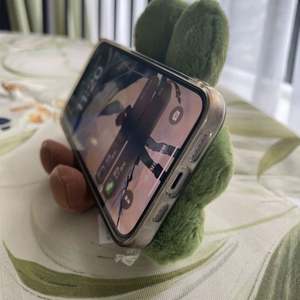 Jellyca Ireland Limited Clover Bear - Muñeco de Peluche Suave con Relleno de Algodón PP, Peluche Corto - Product Image 3